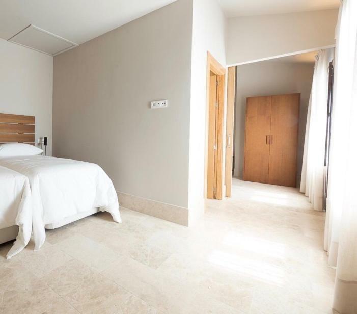 Chacon Apartments & Suites Estepona Exterior photo